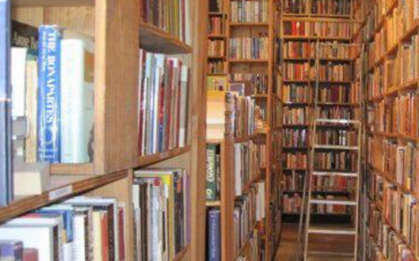 Foto Kaboom Books de Librerías en Houston TX - Galería de ListasLocales.com