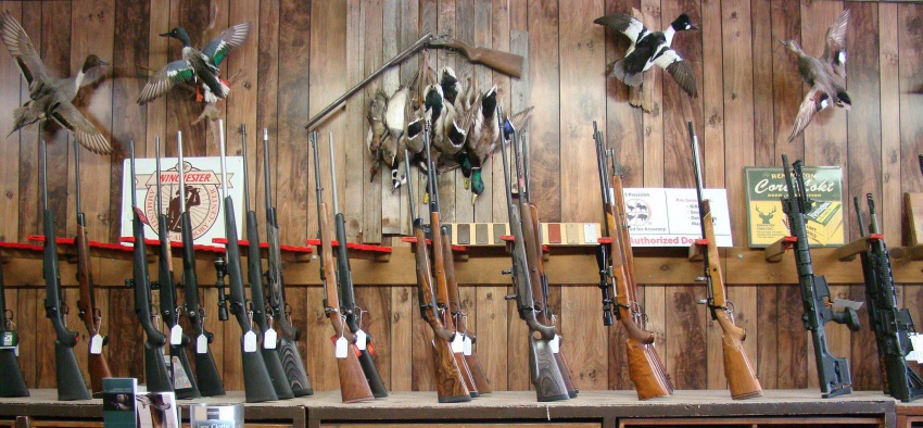 Foto McClelland Gun Shop de Tiendas de Armas en Dallas TX - Galería de ListasLocales.com
