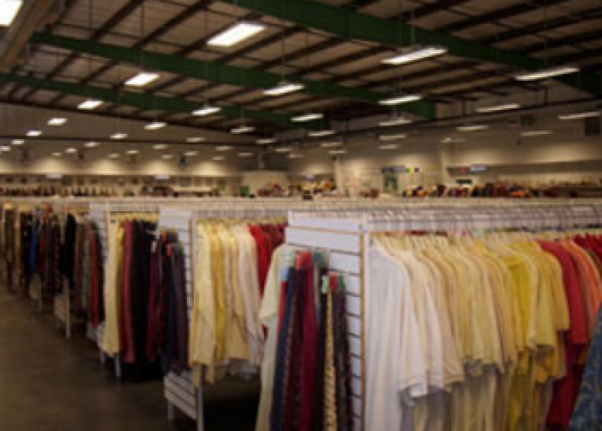 Foto Family Thrift Center de Tiendas de Artículos de Donación en El Paso TX - Galería de ListasLocales.com