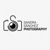 Sandra Sanchez Photography - Maternity / Pregnancy and Newborn Logo